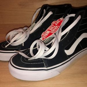 Vans hightop men's 9 woman's 10.5